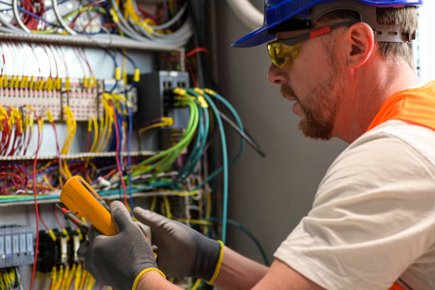 Best Local Electrician Companies  in North Bellport, NY