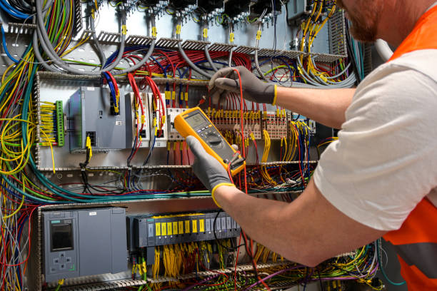 Best Affordable Emergency Electrician  in North Bellport, NY